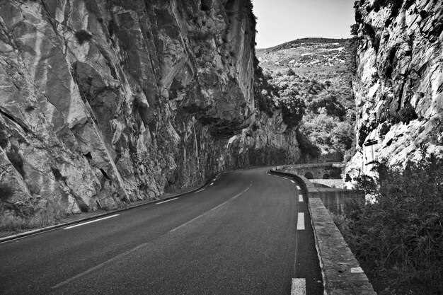 Rallye du Portugal – Adrénaline, Défis et Triomphes sur les Pistes Portugaises